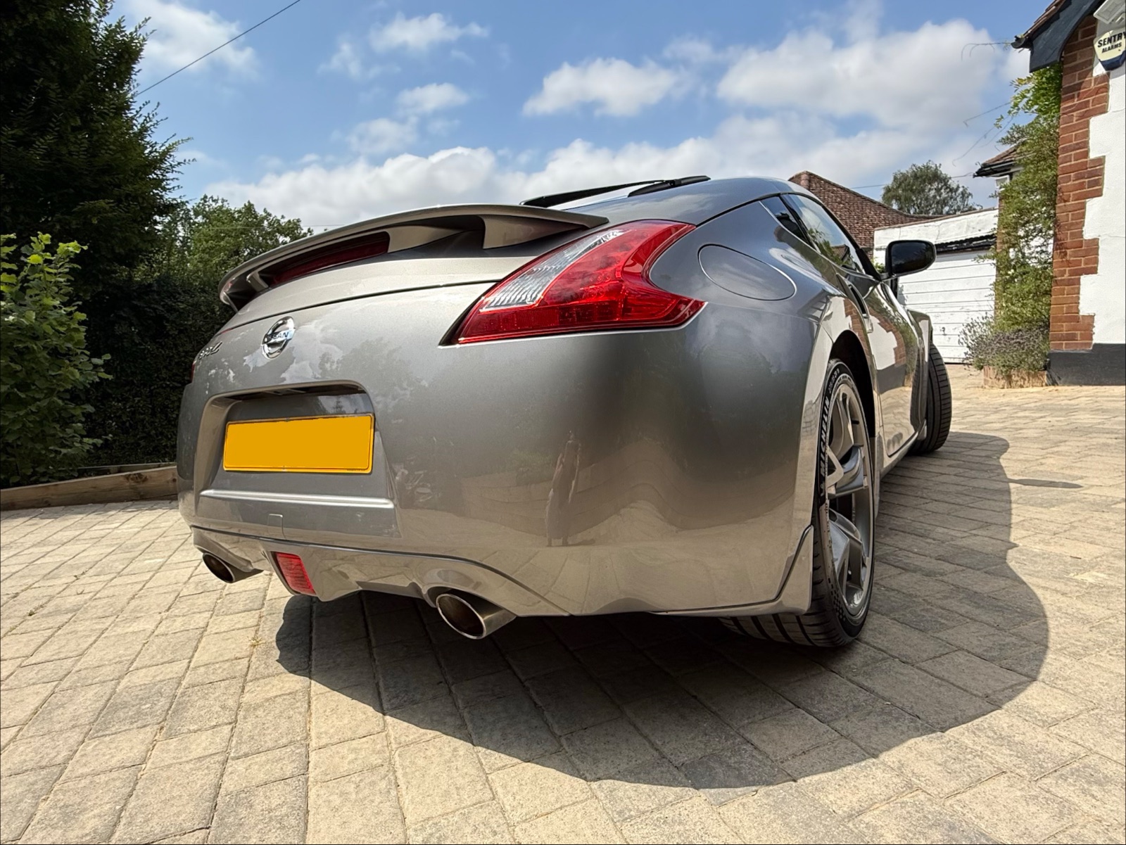 Car photo thumbnail