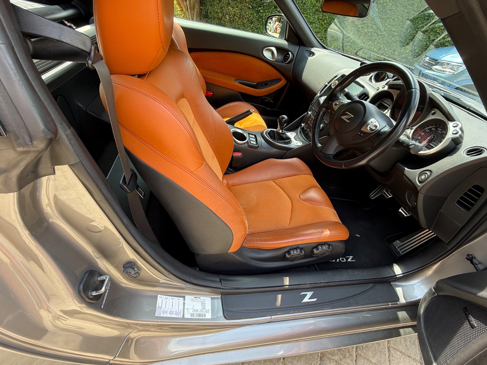 Car photo thumbnail