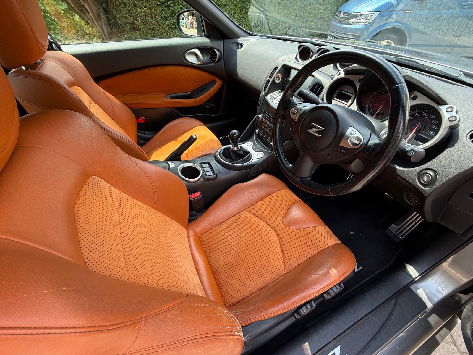 Car photo thumbnail
