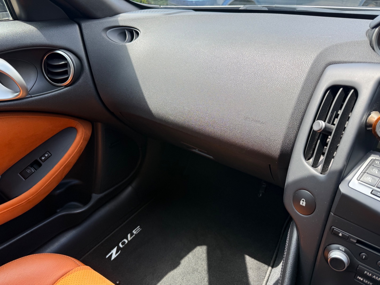 Car photo thumbnail